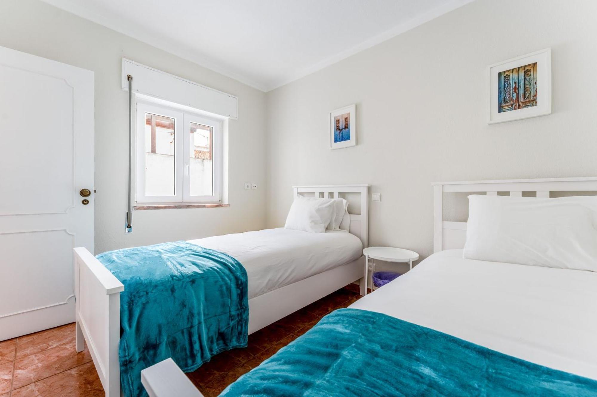Comfy Flat W/ Rooftop Beach View By Lovelystay Burgau Exterior foto